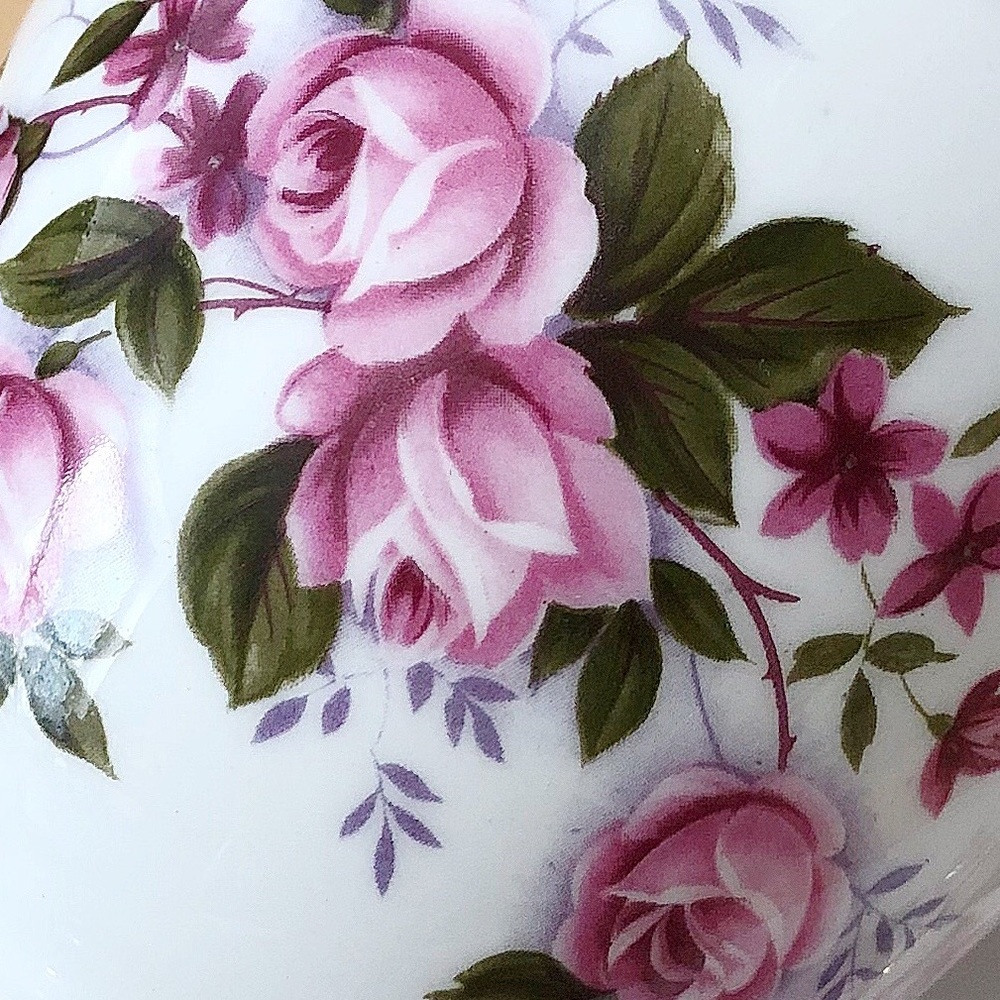 Vintage Queen Anne Teacup & Saucer Set Pink Roses and Gold Trim GUC